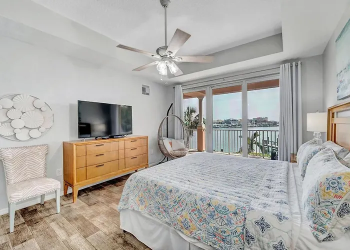 Harborview Grande Unit 207 * Clearwater Beach