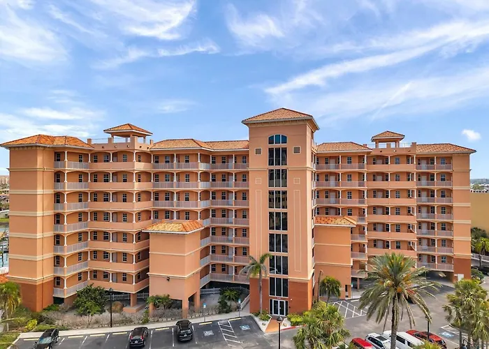 Harborview Grande Unit 207
