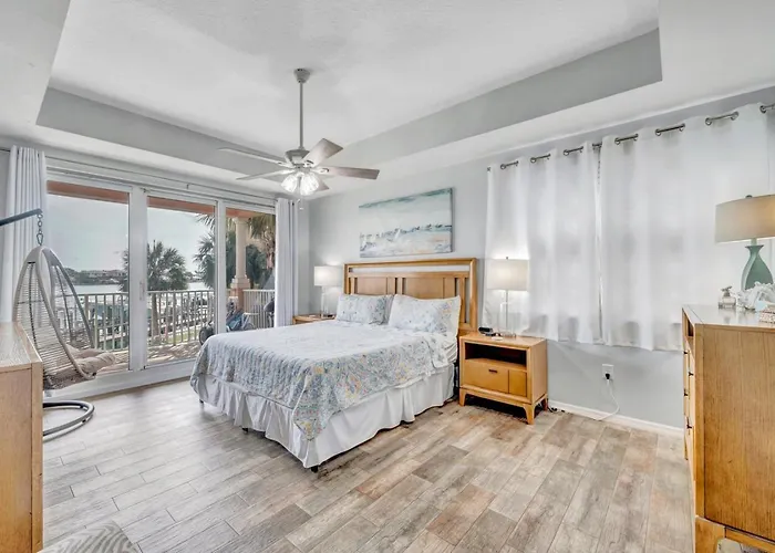 Harborview Grande Unit 207 Clearwater Beach